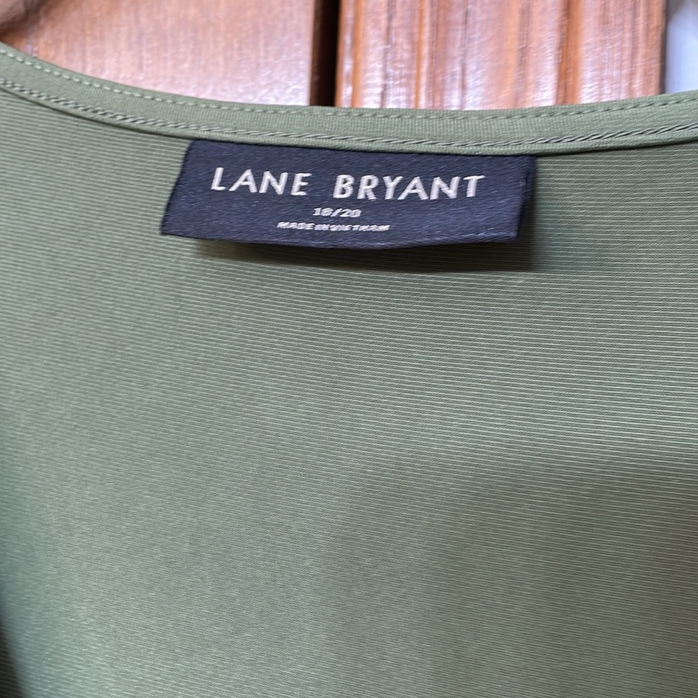LANE BRYANT UEC Size 18/20 V-Neck Pleat-Front Jersey Midi Dress Green - Picture 9 of 13